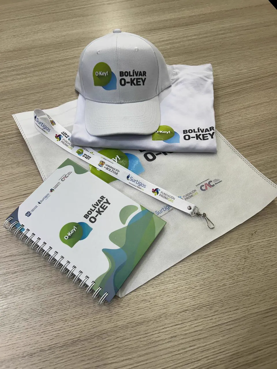 Bolívar O-Key — Kit promocional